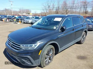 2024 Volkswagen Tiguan SE z VIN 3VVMB7AX0RM048335, wystawiony jako IAAI lot #41810972 z przebiegiem 29 467 mil mil oraz . Historia ofert i sprzedaży dostępna na DreamBid. Obrazek 6.
