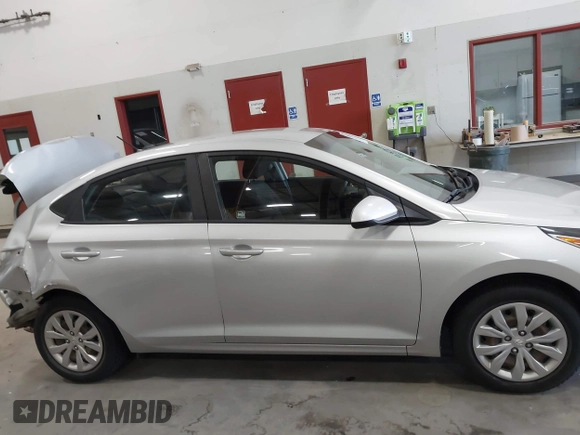 2018 Hyundai Accent SE with VIN 3KPC24A37JE034940, listed as a IAAI auction lot 41927667 with 87,906 mi miles. Bid and sale history available at carsss.com. Image 14.