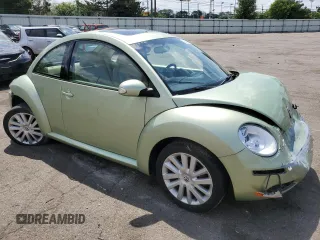 2008 Volkswagen Beetle SE with VIN 3VWRW31C78M509931, listed as a Copart auction lot 56645275 with 136,436 mi miles and Salvage title. Bid and sale history available at DreamBid. Image 4.