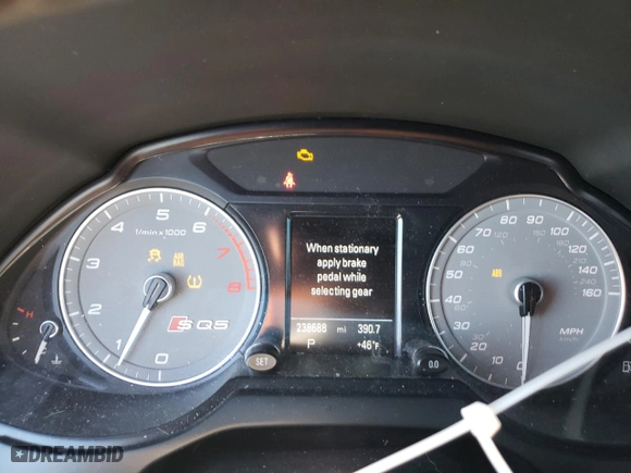 2014 Audi SQ5 Prestige with VIN WA1VGAFP4EA024616, listed as a Copart auction lot 83628534 with 238,688 mi miles and Salvage Title. Bid and sale history available at carsss.com. Image 9.