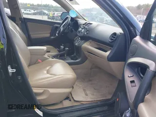 2011 Toyota RAV4 Ltd with VIN 2T3DF4DV0BW138388, listed as a IAAI auction lot 42062076 with 190,553 mi miles. Bid and sale history available at carsss.com. Image 5.