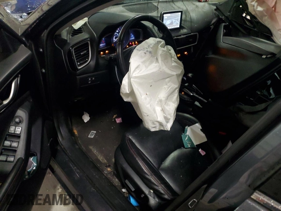 2014 Mazda 3 i Grand Touring with VIN JM1BM1M78E1189878, listed as a Copart auction lot 71418094 with 150,271 mi miles and Salvage Title. Bid and sale history available at DreamBid. Image 8.