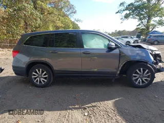 2020 Honda Pilot EX-L z VIN 5FNYF6H53LB069677, wystawiony jako IAAI lot #40581586 z przebiegiem 21 717 mil mil oraz . Historia ofert i sprzedaży dostępna na DreamBid. Obrazek 14.