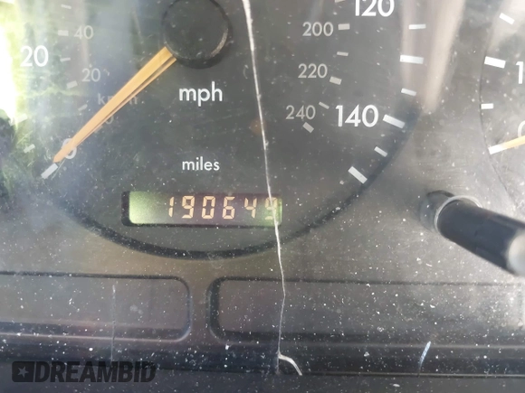 2003 Mercedes-Benz M 350 with VIN 4JGAB57E23A453057, listed as a IAAI auction lot 41704721 with 190,649 mi miles and . Bid and sale history available at DreamBid. Image 7.