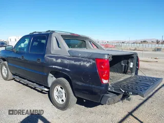 2004 Chevrolet Avalanche Z66 with VIN 3GNEC12T44G163138, listed as a IAAI auction lot 41347821 with 240,593 mi miles and . Bid and sale history available at DreamBid. Image 3.