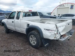 2003 Toyota Tacoma with VIN 5TEWN72N83Z297746, listed as a IAAI auction lot 40929205 with 179,632 mi miles. Bid and sale history available at carsss.com. Image 3.