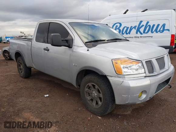 2006 Nissan Titan XE with VIN 1N6AA06B86N500376, listed as a IAAI auction lot 41771575 with 141,725 mi miles. Bid and sale history available at carsss.com. Image 1.