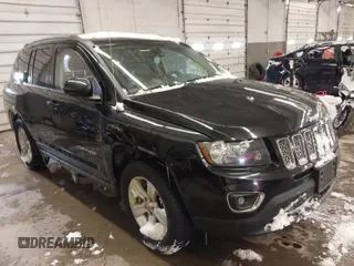 2015 Jeep Compass Latitude with VIN 1C4NJDEB8FD239804, listed as a IAAI auction lot 41617191 with 149,206 mi miles. Bid and sale history available at carsss.com. Image 1.