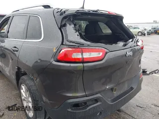 2016 Jeep Cherokee Latitude с VIN 1C4PJLCB2GW362820, выставлен на аукционе IAAI как лот 42432734 с пробегом 137 325 миль миль и . История ставок и продаж доступна на DreamBid. Изображение 6.