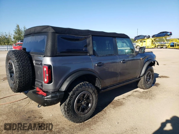 2022 Ford Bronco with VIN 1FMEE5DH1NLA78454, listed as a Copart auction lot 72933794 with 40,262 mi miles and Salvage Title. Bid and sale history available at DreamBid. Image 3.