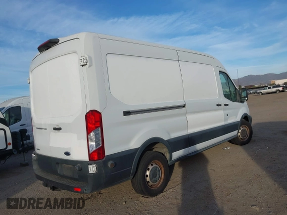 2018 Ford Transit с VIN 1FTBW2CG8JKB14734, выставлен на аукционе IAAI как лот 41320272 с пробегом 117 535 миль миль и . История ставок и продаж доступна на DreamBid. Изображение 4.