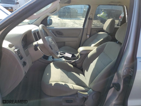 2006 Ford Escape XLT with VIN 1FMYU03136KA23230, listed as a Copart auction lot 48782825 with 142,302 mi miles and Salvage Title. Bid and sale history available at carsss.com. Image 7.