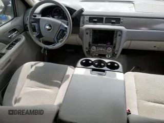 2008 Chevrolet Suburban LT w/2LT with VIN 3GNFC16J78G165629, listed as a Copart auction lot 49890455 with 146,796 mi miles and Salvage Title. Bid and sale history available at carsss.com. Image 8.