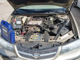 2005 Chevrolet Impala with VIN 2G1WF52E159106607, listed as a IAAI auction lot 41884905 with 143,818 mi miles. Bid and sale history available at carsss.com. Image 10.