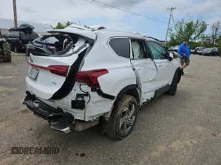 2022 Hyundai Santa Fe SE z VIN 5NMS1DAJ0NH412060, wystawiony jako Copart lot #59528605 z przebiegiem Nie podano mil oraz Czysty tytuł • Clean title. Historia ofert i sprzedaży dostępna na DreamBid. Obrazek 4.