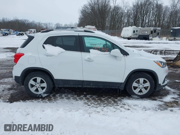 2020 Chevrolet Trax LT with VIN KL7CJLSB3LB072231, listed as a IAAI auction lot 41293558 with 58,297 mi miles and . Bid and sale history available at DreamBid. Image 14.