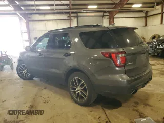 2016 Ford Explorer Sport z VIN 1FM5K8GT5GGA73019, wystawiony jako Copart lot #59427895 z przebiegiem 157 521 mil mil oraz Czysty tytuł • Clean title. Historia ofert i sprzedaży dostępna na DreamBid. Obrazek 2.
