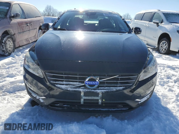 2015 Volvo S60 T5 Premier z VIN YV1612TK2F1350209, wystawiony jako Copart lot #88946025 z przebiegiem 112 657 mil mil oraz Szkoda całkowita • Salvage title. Historia ofert i sprzedaży dostępna na DreamBid. Obrazek 5.