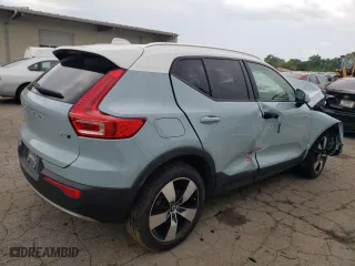 2019 Volvo XC40 Momentum with VIN YV4162XZ7K2003114, listed as a Copart auction lot 59635293 with 0 mi miles. Bid and sale history available at carsss.com. Image 3.