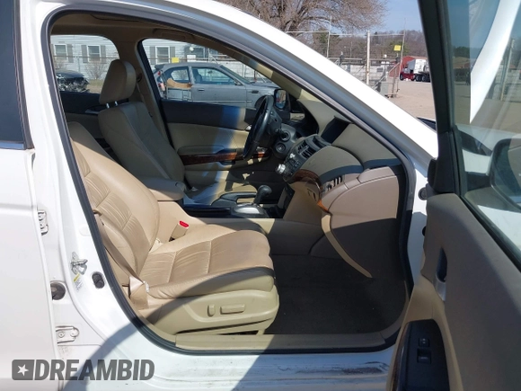 2010 Honda Accord EX-L z VIN 1HGCP3F88AA016788, wystawiony jako IAAI lot #41794302 z przebiegiem 134 340 mil mil oraz . Historia ofert i sprzedaży dostępna na DreamBid. Obrazek 5.