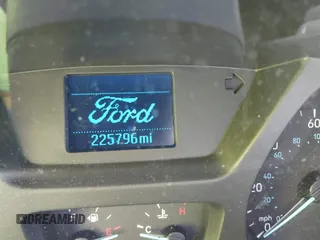 2015 Ford Transit Cargo with VIN 1FTYE1YM2FKA87298, listed as a IAAI auction lot 41241298 with 225,796 mi miles and . Bid and sale history available at DreamBid. Image 14.
