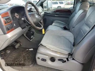 2006 Ford F-350 XL z VIN 1FTWX31P36EA28454, wystawiony jako Copart lot #59232315 z przebiegiem 197 103 mil mil oraz Czysty tytuł • Clean title. Historia ofert i sprzedaży dostępna na DreamBid. Obrazek 7.