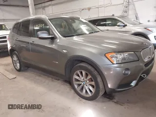 2013 BMW X3 xDrive28i with VIN 5UXWX9C51D0A25322, listed as a IAAI auction lot 41858109 with 204,145 mi miles. Bid and sale history available at carsss.com. Image 1.