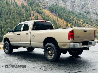 2005 Dodge Ram 2500 SLT with VIN 3D7KS28C75G782335, listed as a Copart auction lot 80124264 with 275,117 mi miles and Salvage Title. Bid and sale history available at carsss.com. Image 3.