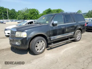 2008 Lincoln Navigator z VIN 5LMFU28588LJ21551, wystawiony jako Copart lot #60746115 z przebiegiem Nie podano mil oraz Czysty tytuł • Clean title. Historia ofert i sprzedaży dostępna na DreamBid. Obrazek 1.