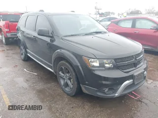 2018 Dodge Journey Crossroad z VIN 3C4PDCGG7JT339639, wystawiony jako IAAI lot #41333995 z przebiegiem 121 185 mil mil oraz . Historia ofert i sprzedaży dostępna na DreamBid. Obrazek 1.