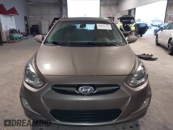 2013 Hyundai Accent SE with VIN KMHCU5AE6DU097353, listed as a IAAI auction lot 41937225 with 173,447 mi miles. Bid and sale history available at carsss.com. Image 12.