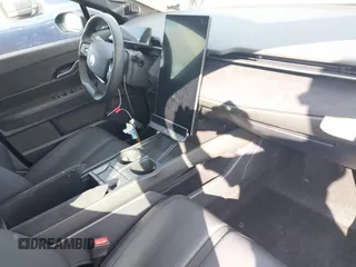2023 Fisker Ocean Ultra z VIN VCF1UBU23PG009115, wystawiony jako IAAI lot #41532344 z przebiegiem Nie podano mil oraz . Historia ofert i sprzedaży dostępna na DreamBid. Obrazek 21.