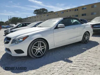 2014 Mercedes-Benz E-Class E 350 with VIN WDDKK5KF3EF247251, listed as a Copart auction lot 50289235 with 68,765 mi miles and Clean Title. Bid and sale history available at carsss.com. Image 1.