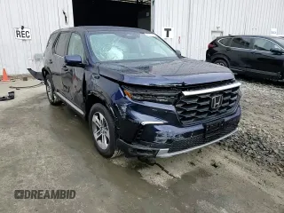 2024 Honda Pilot EX-L 8 Passenger with VIN 5FNYG1H43RB040972, listed as a Copart auction lot 47807115 with 8,930 mi miles and Salvage Title. Bid and sale history available at carsss.com. Image 14.