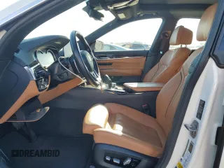 2018 BMW 6 Series 640i xDrive z VIN WBAJV6C57JBC99895, wystawiony jako Copart lot #46605815 z przebiegiem 72 330 mil mil oraz Szkoda całkowita • Salvage title. Historia ofert i sprzedaży dostępna na DreamBid. Obrazek 7.