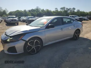 2023 Nissan Altima SR z VIN 1N4BL4CVXPN343402, wystawiony jako Copart lot #52299395 z przebiegiem 58 206 mil mil oraz Nie do naprawy • Non repairable. Historia ofert i sprzedaży dostępna na DreamBid. Obrazek 1.