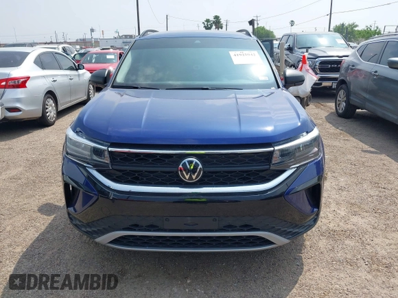 2024 Volkswagen Taos S с VIN 3VV5X7B26RM113472, выставлен на аукционе IAAI как лот 41925942 с пробегом 7 232 миль миль и . История ставок и продаж доступна на DreamBid. Изображение 12.
