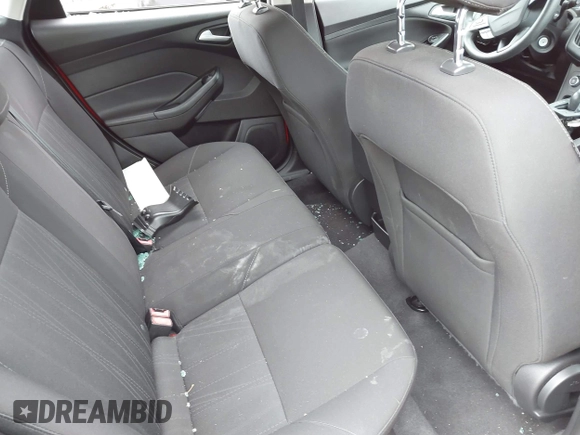 2015 Ford Focus SE with VIN 1FADP3K2XFL223205, listed as a IAAI auction lot 41896693 with 999,999 mi miles. Bid and sale history available at carsss.com. Image 8.