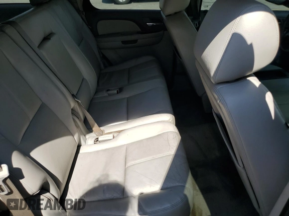 2013 Chevrolet Tahoe LT с VIN 1GNSCBE01DR158327, выставлен на аукционе Copart как лот 61760895 с пробегом 228 070 миль миль и Списание • Salvage title. История ставок и продаж доступна на DreamBid. Изображение 11.