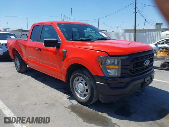 2023 Ford F-150 XL z VIN 1FTEX1CP5PKF09046, wystawiony jako IAAI lot #42628426 z przebiegiem 35 666 mil mil oraz . Historia ofert i sprzedaży dostępna na DreamBid. Obrazek 1.