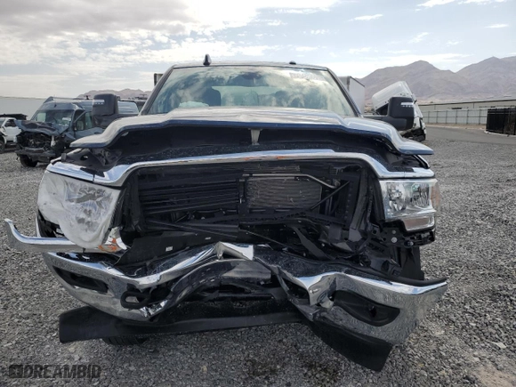 2024 Ram 2500 Big Horn with VIN 3C6UR5DJ2RG323442, listed as a Copart auction lot 53485605 with 4,542 mi miles and Clean Title. Bid and sale history available at carsss.com. Image 5.