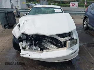 2006 Ford Mustang GT Deluxe z VIN 1ZVFT82H865246421, wystawiony jako IAAI lot #42007809 z przebiegiem 205 896 mil mil oraz . Historia ofert i sprzedaży dostępna na DreamBid. Obrazek 10.