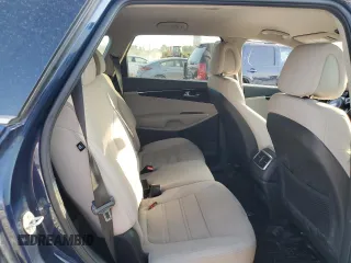 2017 Kia Sorento LX с VIN 5XYPGDA52HG195262, выставлен на аукционе Copart как лот 65329164 с пробегом 92 231 миль миль и Списание • Salvage title. История ставок и продаж доступна на DreamBid. Изображение 11.