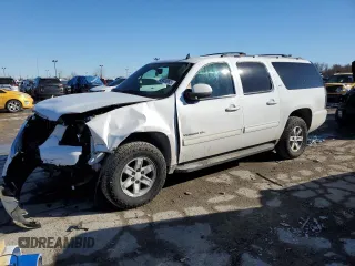 2010 GMC Yukon XL z VIN 1GKUKKE30AR205071, wystawiony jako Copart lot #43028065 z przebiegiem 230 578 mil mil oraz Tytuł czysty. Historia ofert i sprzedaży dostępna na DreamBid. Obrazek 1.