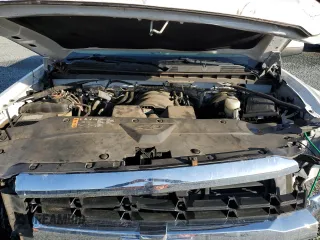 2018 Chevrolet Silverado 1500 LT with VIN 1GCRCREH7JZ194637, listed as a Copart auction lot 44399435 with 111,928 mi miles and Salvage Title. Bid and sale history available at DreamBid. Image 11.