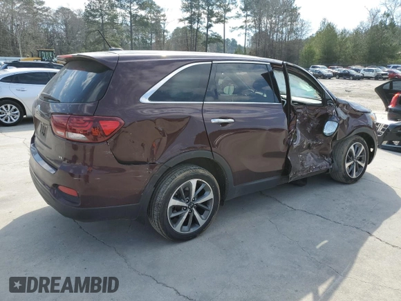 2020 Kia Sorento LX V6 with VIN 5XYPG4A5XLG690513, listed as a Copart auction lot 46847885 with 103,909 mi miles and Salvage Title. Bid and sale history available at carsss.com. Image 3.