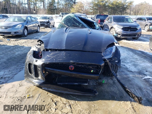 2015 Jaguar F-Type R z VIN SAJWA6DA2FMK13208, wystawiony jako Copart lot #88416875 z przebiegiem Nie podano mil oraz Szkody całkowita. Historia ofert i sprzedaży dostępna na DreamBid. Obrazek 5.