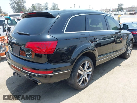 2015 Audi Q7 Premium Plus with VIN WA1LGAFE4FD030339, listed as a IAAI auction lot 42369240 with 86,482 mi miles and . Bid and sale history available at DreamBid. Image 4.