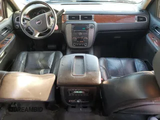 2008 GMC Yukon XL SLT with VIN 1GKFC16J98R132323, listed as a Copart auction lot 80393754 with 259,620 mi miles and Salvage Title. Bid and sale history available at carsss.com. Image 8.