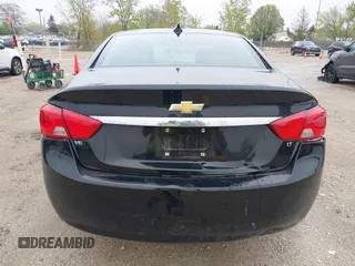 2018 Chevrolet Impala LT z VIN 2G1105S37J9133833, wystawiony jako IAAI lot #42187918 z przebiegiem 91 358 mil mil oraz . Historia ofert i sprzedaży dostępna na DreamBid. Obrazek 16.